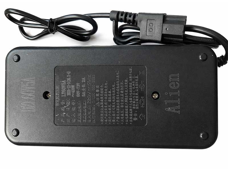 Incarcator scuter, tricicleta electrica Litiu 73V 5A